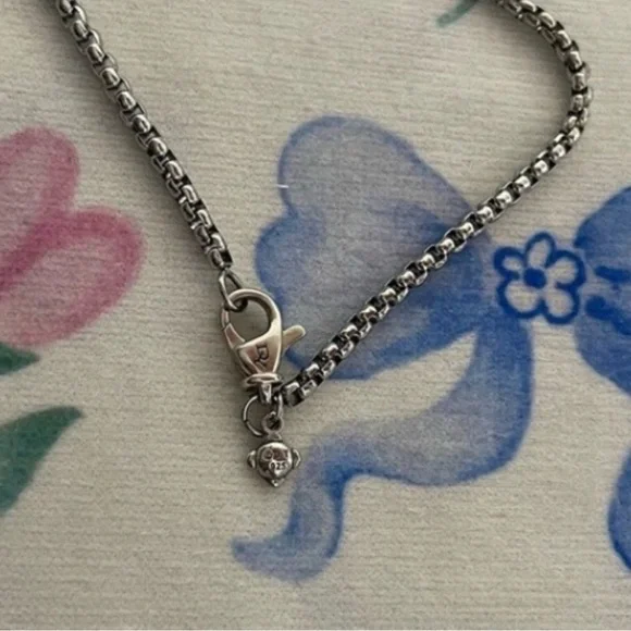 David Yurman Silver Starburst Necklace - Picture 5 of 6